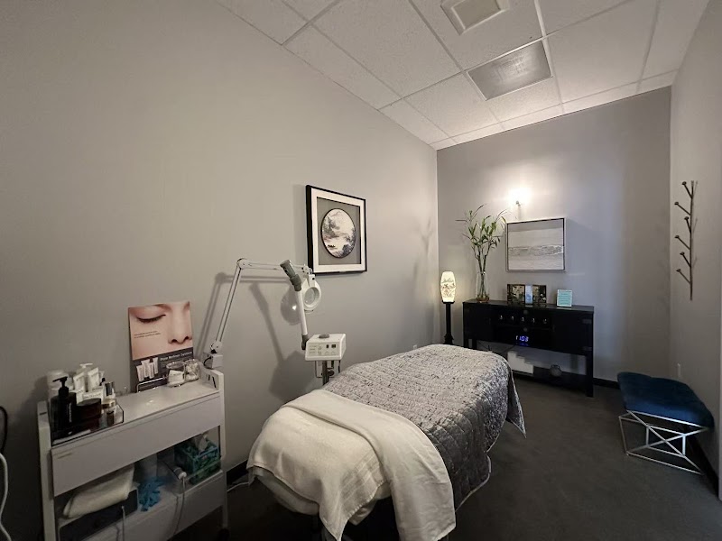 Derma Lounge photo 2