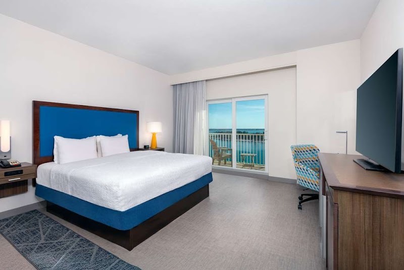 Hampton Inn & Suites Clearwater Beach photo 2