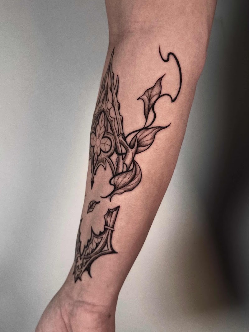 Black Serum Tattoo photo 5
