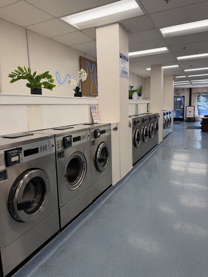 Photo of SF Laundromat - Sutter & Hyde Street