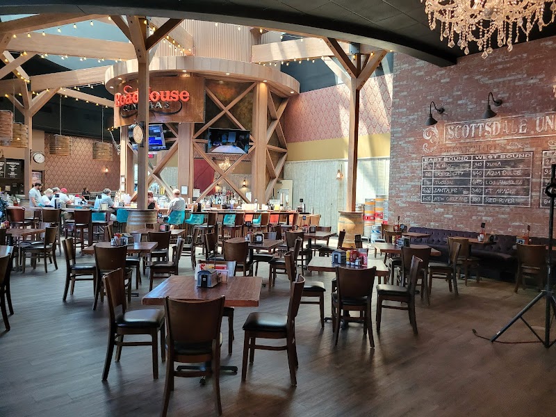 RoadHouse Cinemas | Scottsdale photo 5