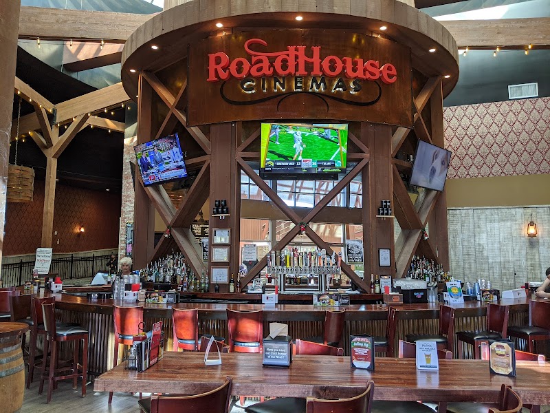 RoadHouse Cinemas | Scottsdale photo 4