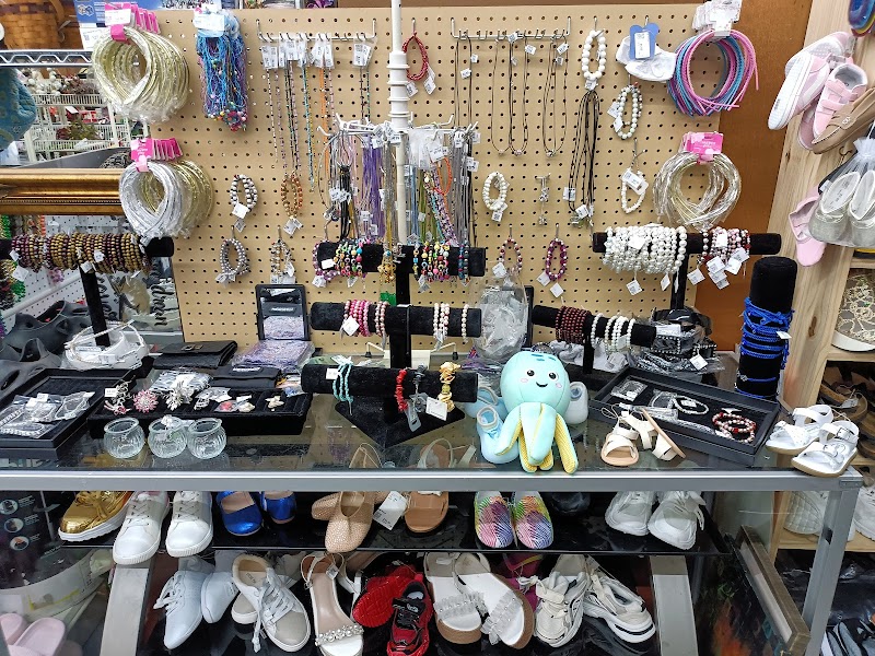 Treasure Marts Bartow photo 3