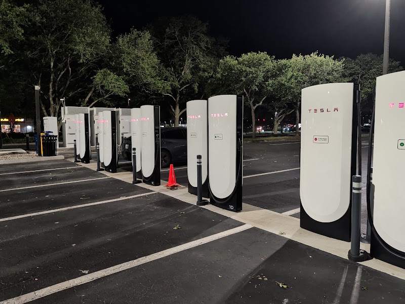 Tesla Supercharger photo 2