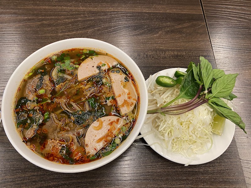 Pho Dam photo 2
