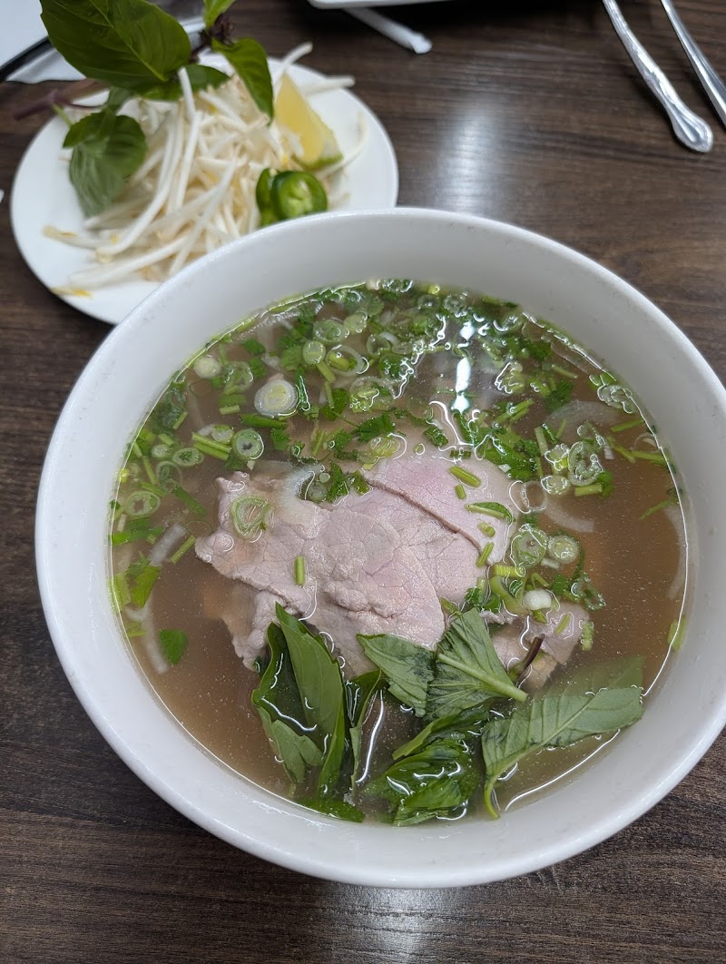 Pho Dam photo 3