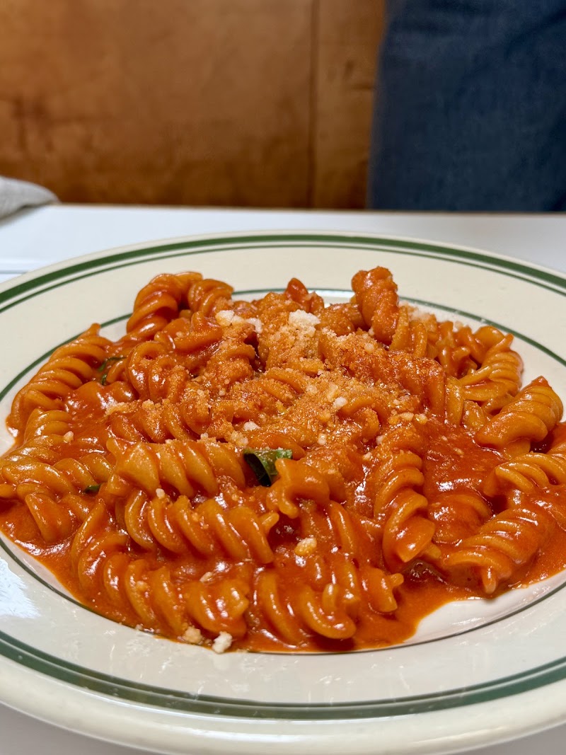 Jon & Vinny's Brentwood photo 3