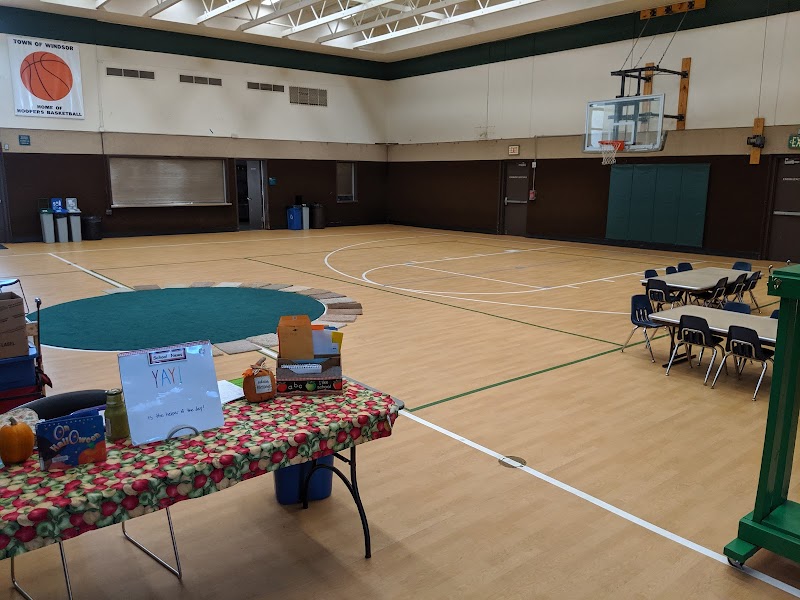 Huerta Gymnasium photo 4