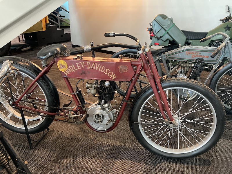 Elliott Museum photo 3