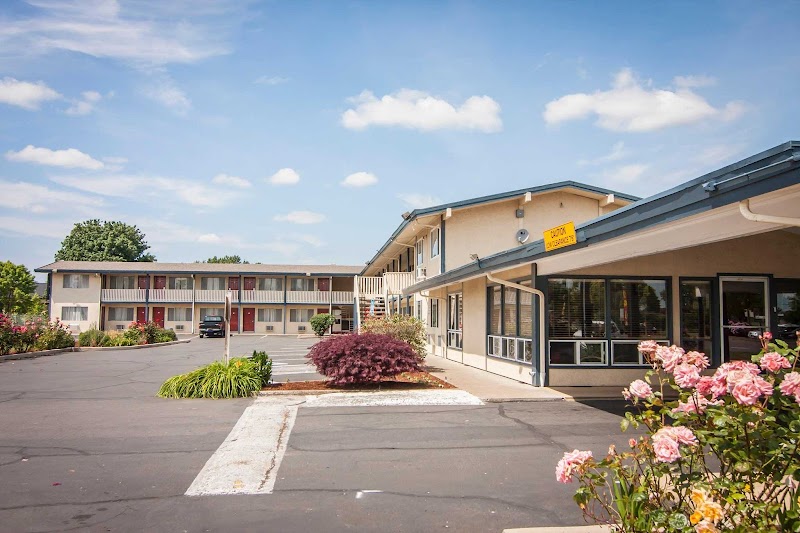 Photo of Rodeway Inn Albany