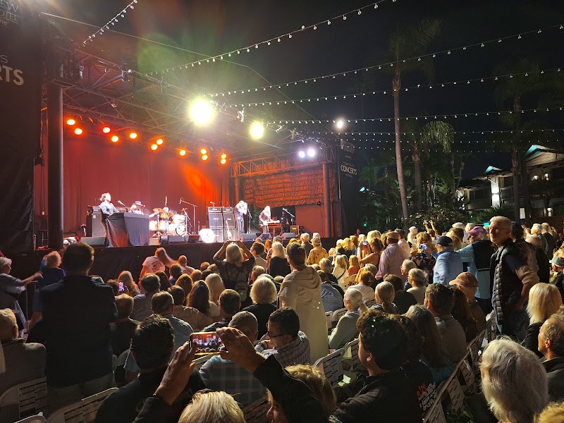 Humphrey's Concerts by the Bay photo 4