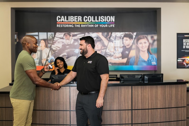 Caliber Collision photo 5