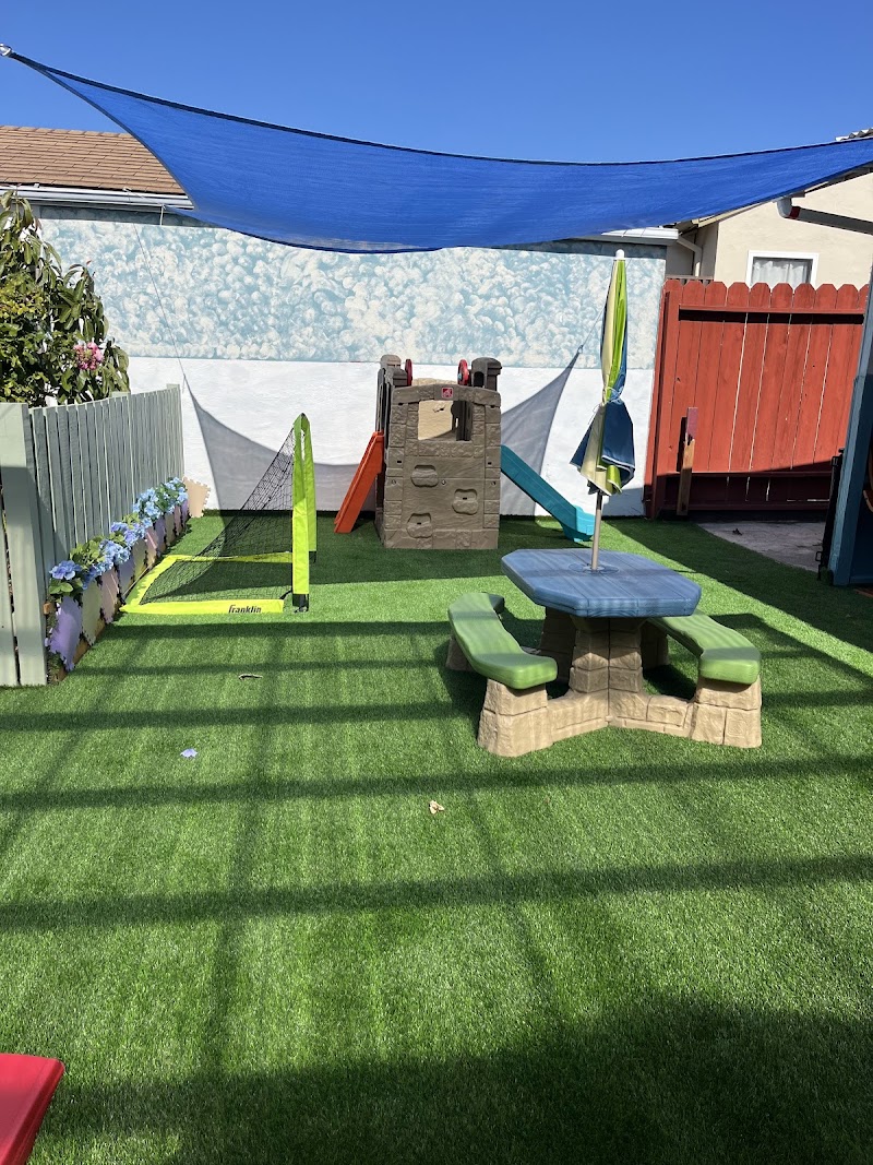 Little ones daycare photo 2
