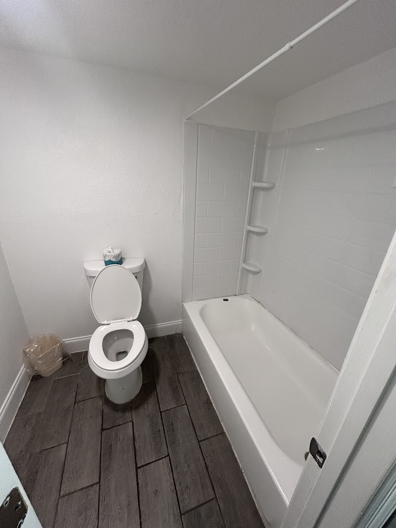 The Pine Extended Stay photo 2