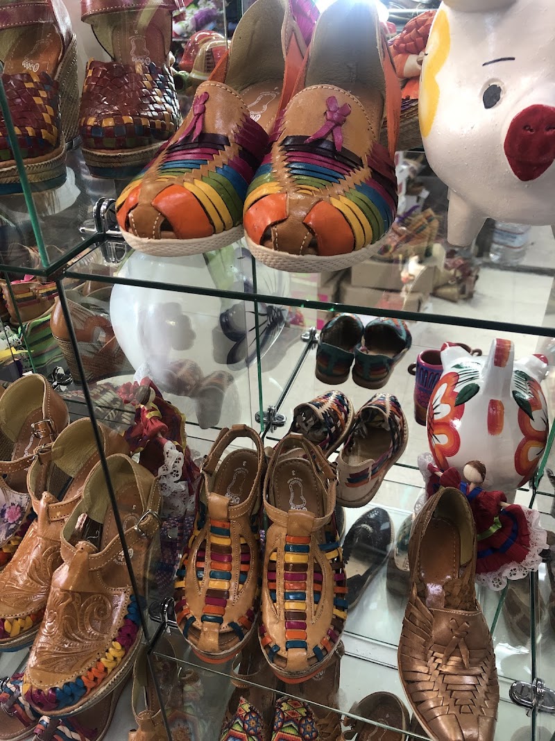 Artesanias tapatias Kool photo 5