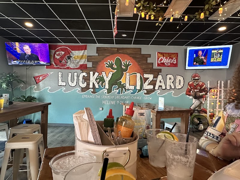 Lucky Lizard Tap House photo 3