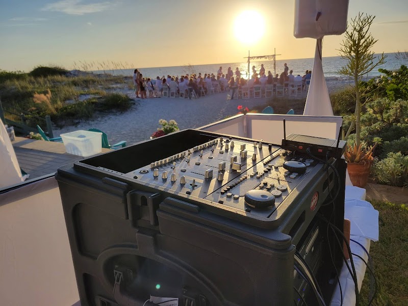 DJ By The Sea photo 2