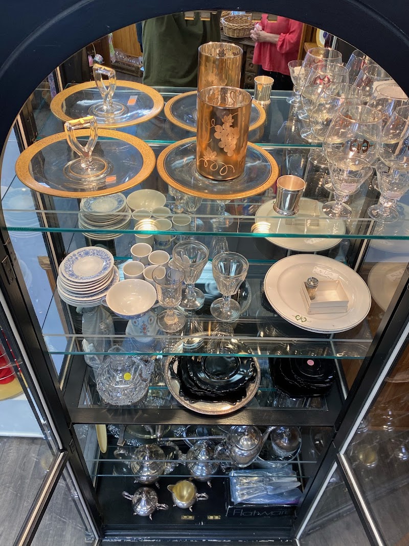 Grace Thrift Shop photo 5