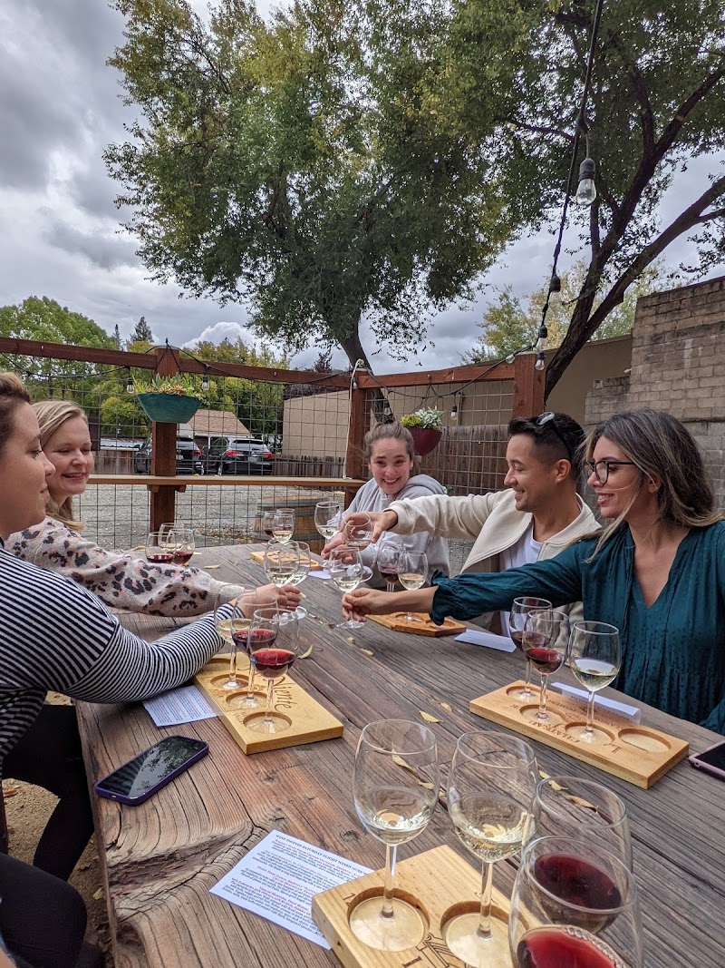 Wine Thieves photo 4