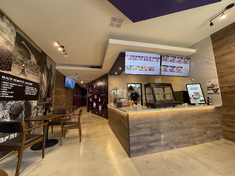 Acai Republic Whittier photo 3