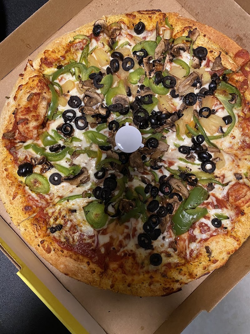 Hungry Howie's Pizza & Subs photo 4