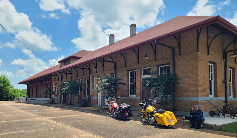 Photo of Crockett Visitor Center