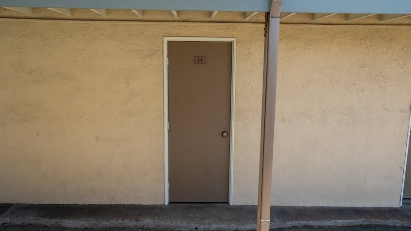 Neighbor Self Storage photo 2