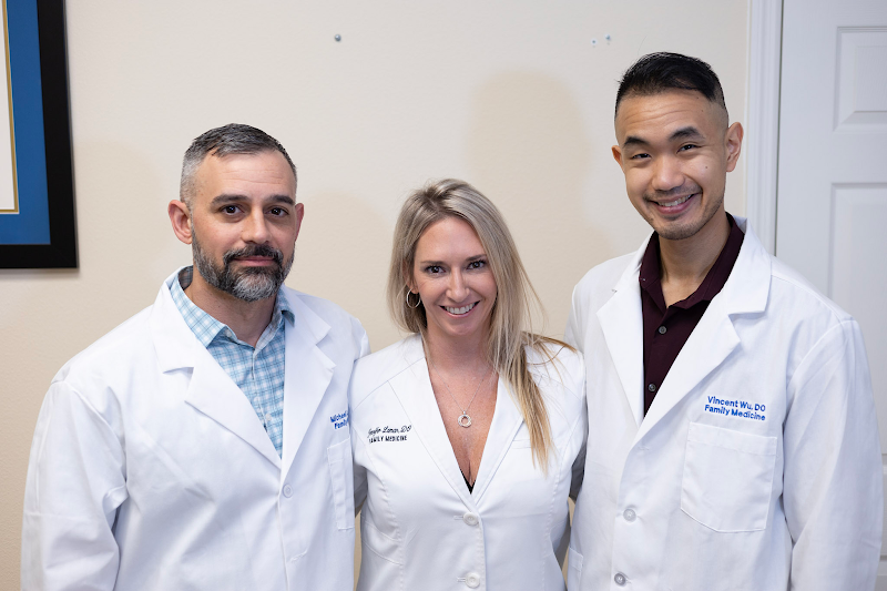 Photo of EliteCare Health Centers- Dr. Vincent Wu, Dr. Jennifer Laman Dr. Michael Lamparelli, Dr. Anali Rincon & Dr. Jessica Khabra
