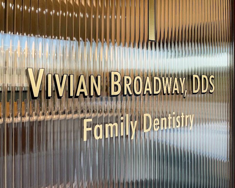 Vivian Broadway, DDS photo 5