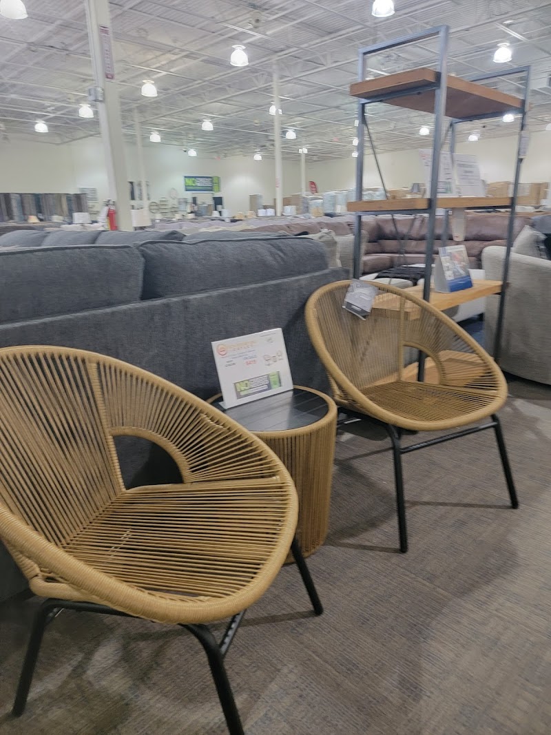 New Furniture Outlet photo 5