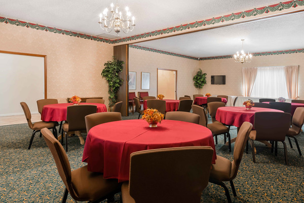 Ott-Laughlin Funeral Home photo 3