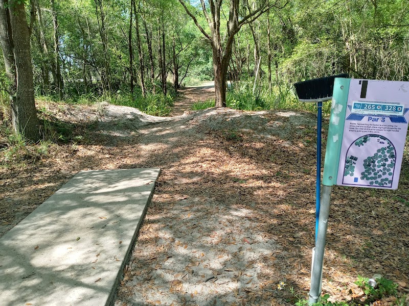 Hidden Oaks Disc Golf Course photo 2