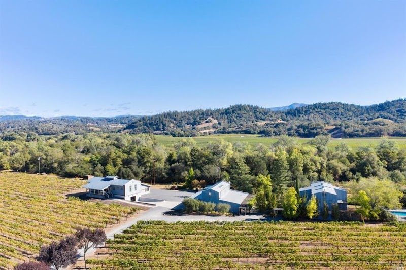 Kenneth Carl Estate Winery & Farmstay photo 2