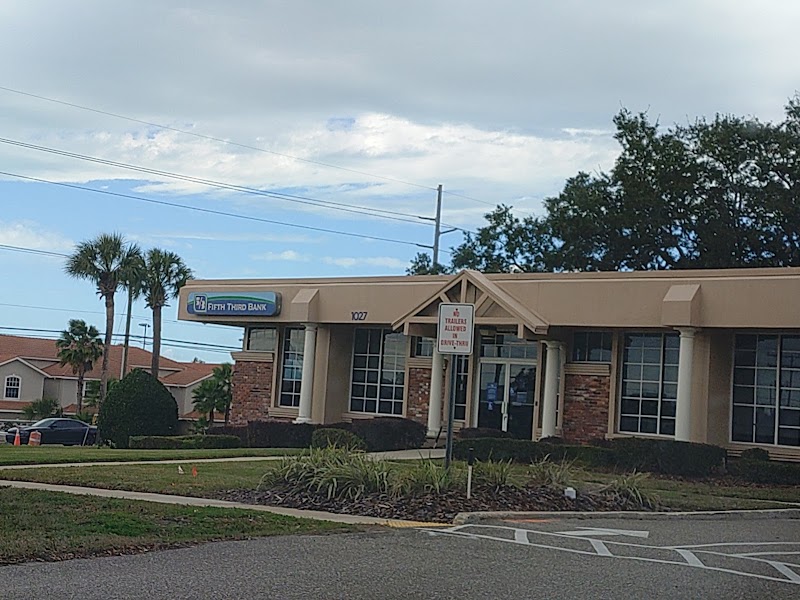 Fifth Third Bank & ATM photo 4