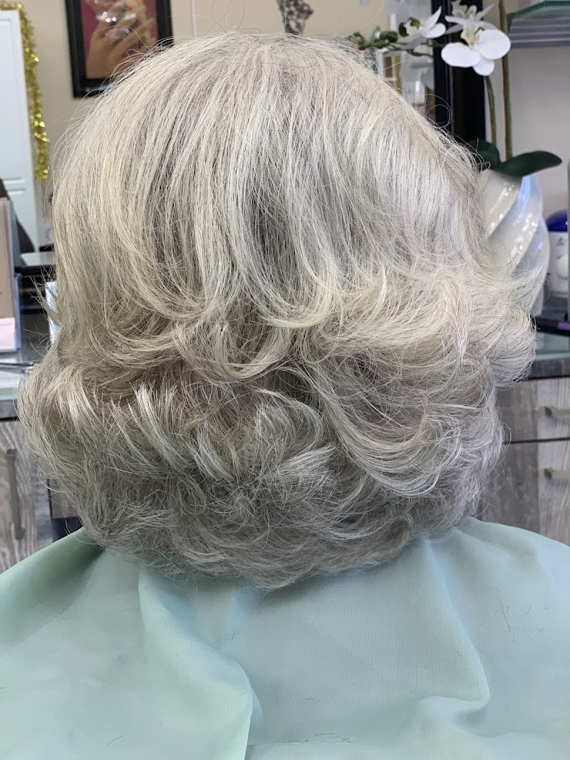 Aurora Beauty LLC photo 4