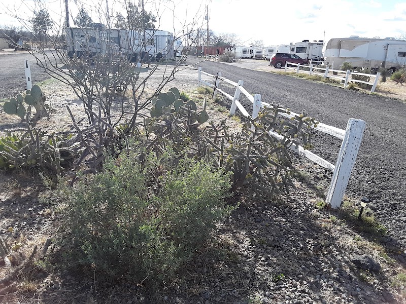 Red Barn RV Park & Campground photo 5