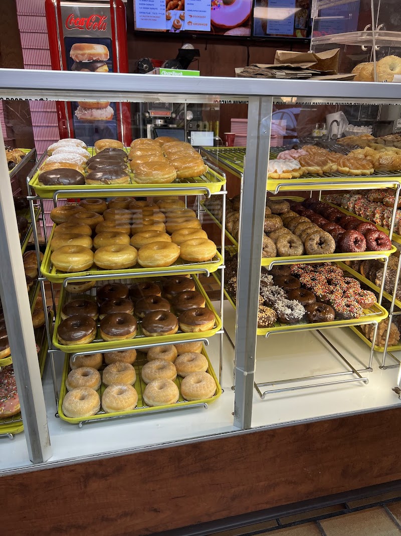 Chuck's Donuts photo 4