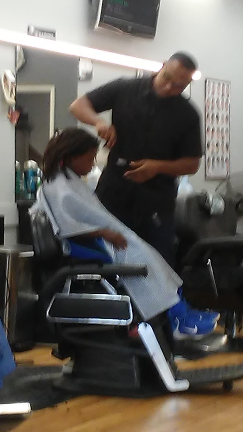 J S Barber Shop & Hair Salon photo 5