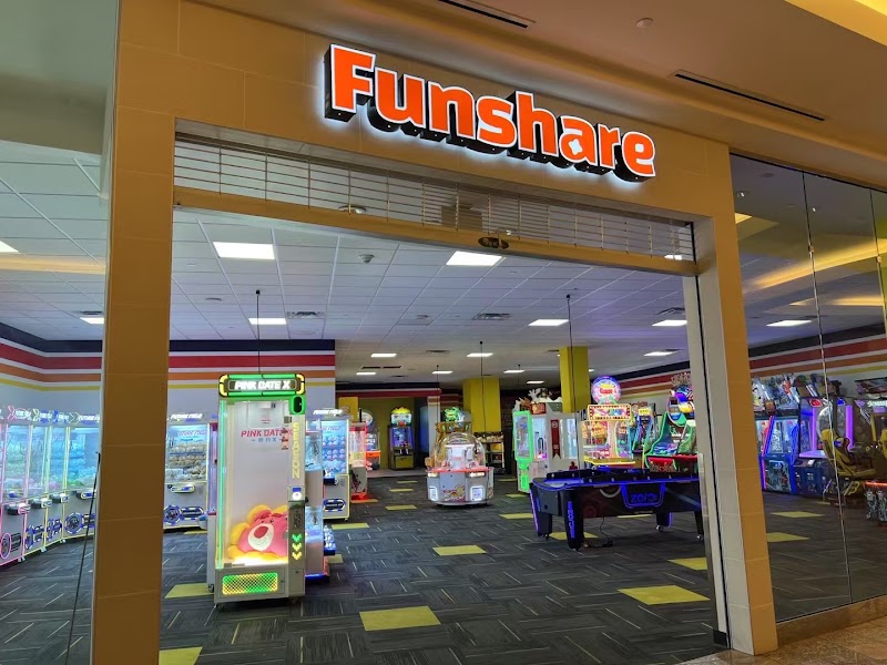 FunShare Arcade & Claw Galleria At Sunset photo 4