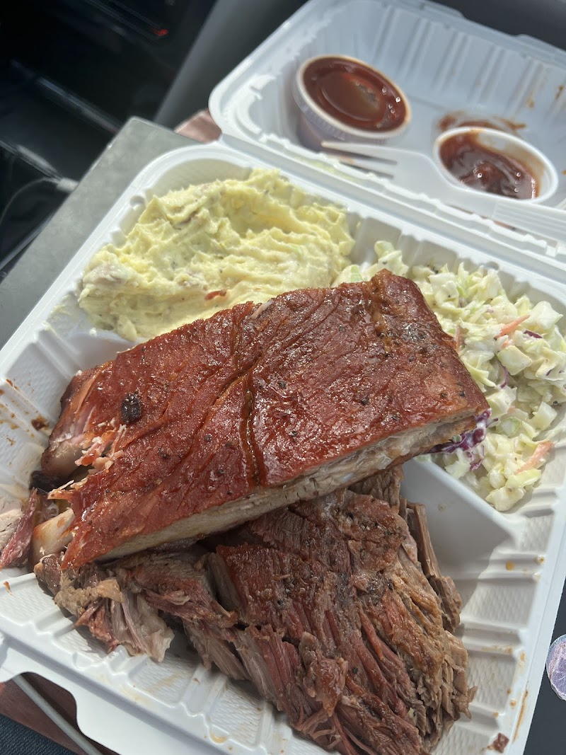 Oregon Barbecue Company photo 4