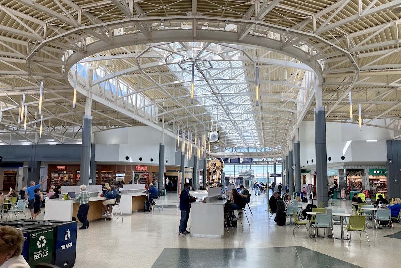 Cincinnati/Northern Kentucky International Airport photo 4