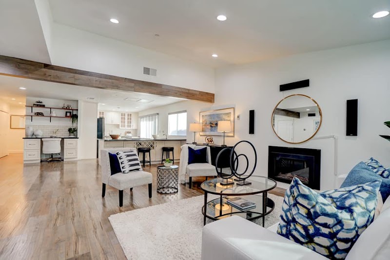 Vanessa Comfort, REALTOR | The Jon and Leslie Foster Real Estate Group - eXp Realty of CA photo 2