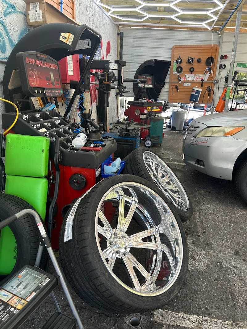 D & K NEW / USED TIRES and WHEELS photo 3