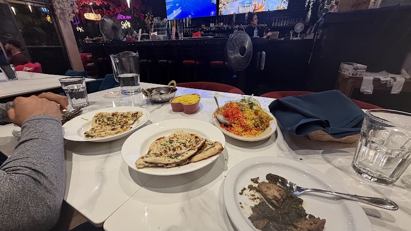 Sofi'z Kitchen & Bar photo 3