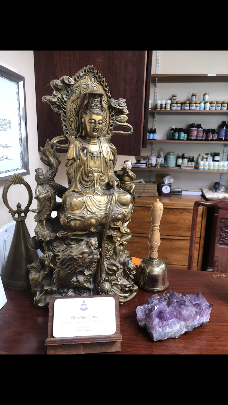 Photo of Riena Kim Acupuncture