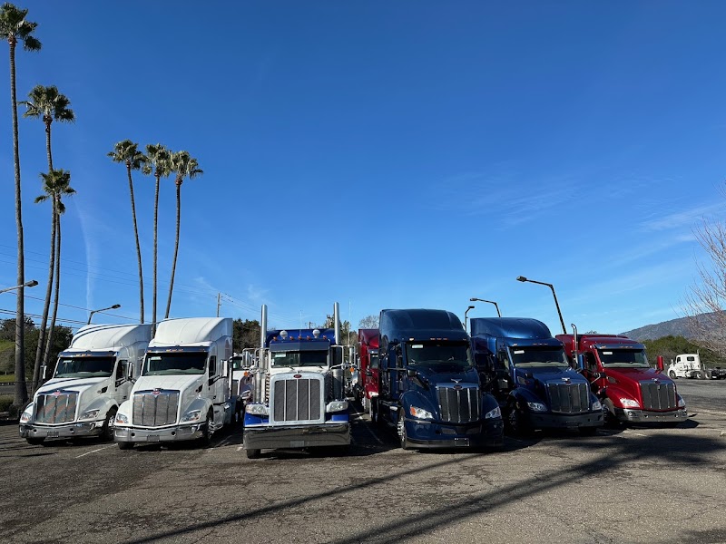 Charter Trucks photo 3