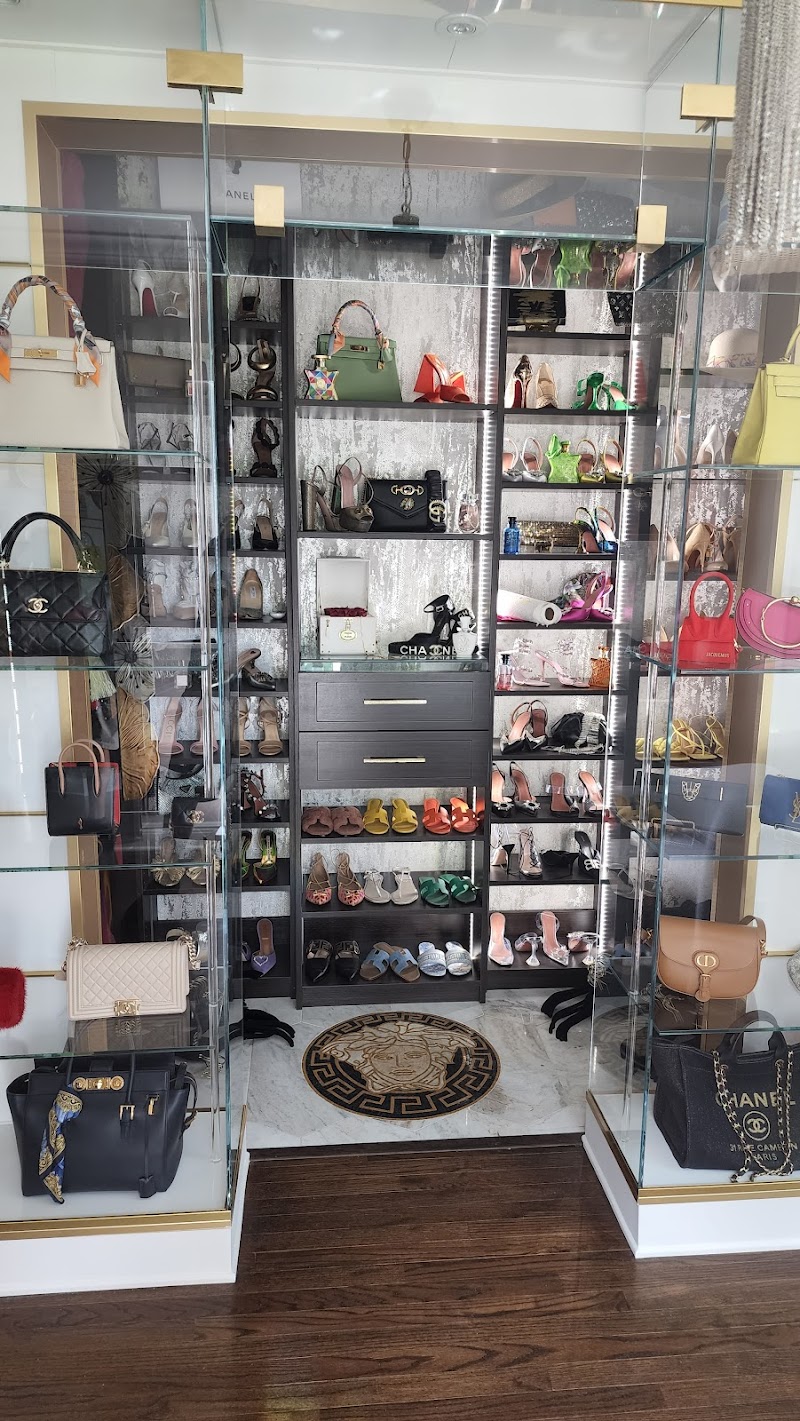 Photo of Artisan Closets and Trim, Inc.