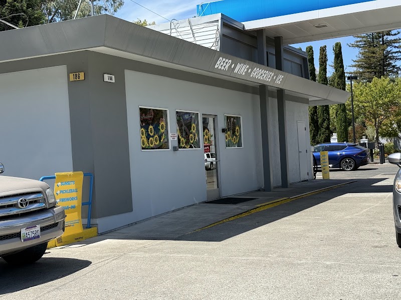 Jerry's Valero photo 2