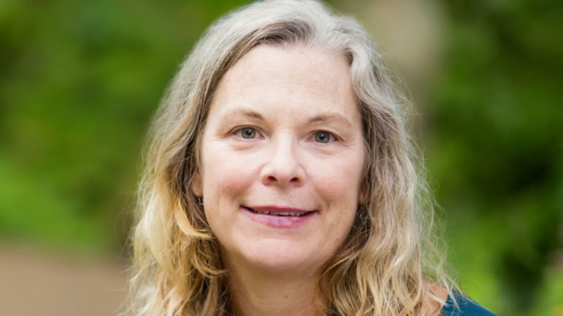 Photo of Frannie Roche, LCGC, MS