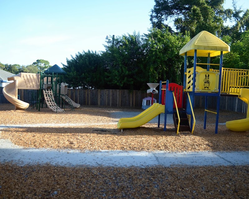 La Petite Academy of Hudson photo 2